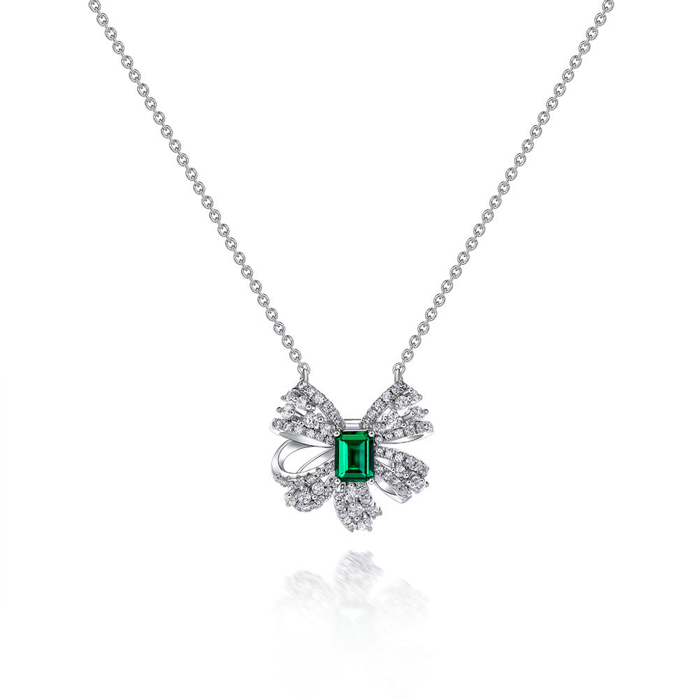 Luxury Jewelry 925 Silver 1.5ct Cultured Emerald Diamond Pendant Butterfly Necklace
